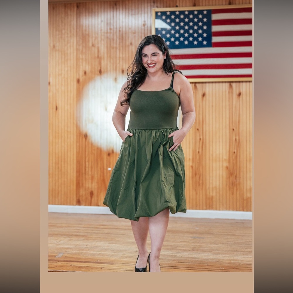 Green Sleeveless Dress